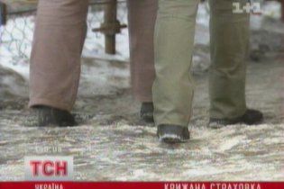 Украинцы начали "страховать жизнь" от зимы