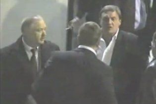 В СМИ появилось видео скандальной драки Стогния с депутатом Грымчаком