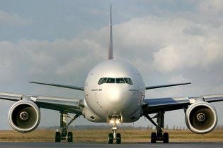 Самолет Минобороны прибыл в Ливию эвакуировать украинцев