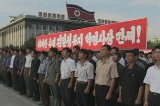 КНДР охватили голодные протесты: демонстранты дерутся с военными за еду