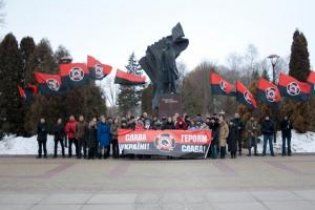 В Тернополе открыли Майдан Героя Украины Степана Бандеры