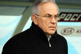 Тренер "Анжи" побив тренера "Зеніта" під час матчу