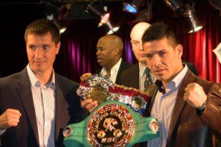 В субботу украинец сразится за бриллиантовый пояс WBC