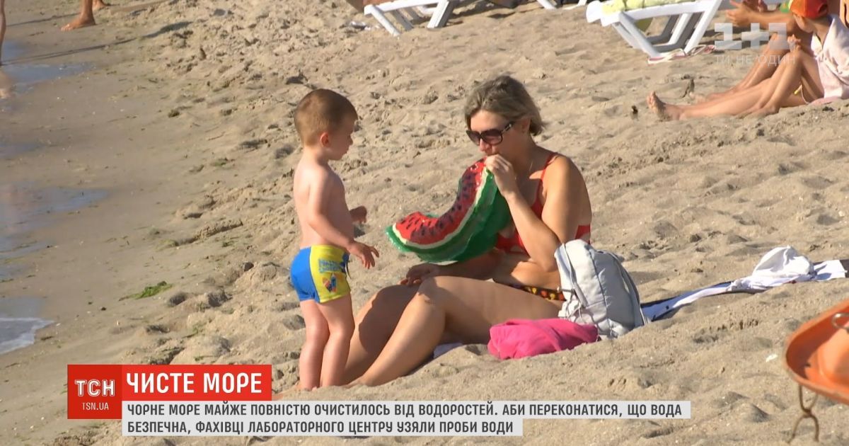 В одесі фахівці проінспектували усі пляжі та відібрали понад сотню проб води