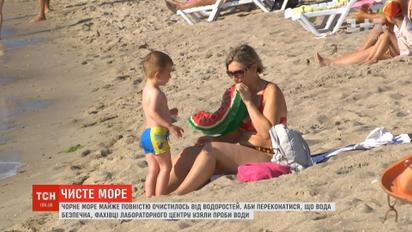 В Одесі фахівці проінспектували усі пляжі та відібрали понад сотню проб води