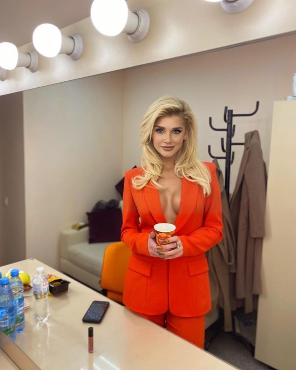  / © instagram.com/misharomanova
