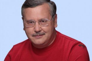 Гриценко: сегодня слишком поздно говорить о возвращении черноморских маяков