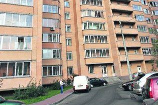Элитный дом Кабмина в Киеве пошел трещинами