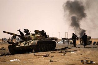 Повстанцы открыли новый фронт на юге Ливии