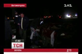 П'яний киянин на Mercedes протаранив "Ладу" з маленькою дитиною