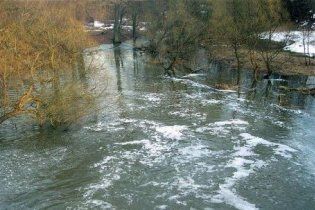 На Донеччині прорвало дамбу