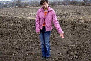 В Черкасской области кавказская овчарка час терзала школьницу