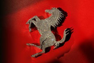 Ferrari получила рекордную прибыль за всю историю бренда