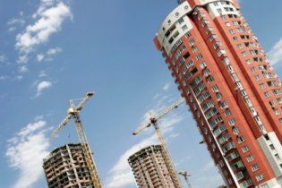 В Києві стали зводити більше житлових будинків