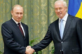 Азаров не пойдет на уступки в газовых переговорах с Россией