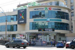У Києві у торговому центрі знайшли підозрілий кейс