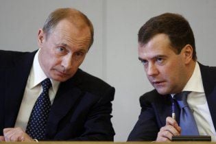 Медведев исключил соперничество с Путиным на выборах