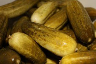 Все квашеные огурцы Хмельниччины скупит Ирак