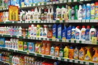 В Україні можуть заборонити майже всі миючі засоби