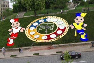 У червні міста-господарі Євро-2012 прикрасять в стилі чемпіонату
