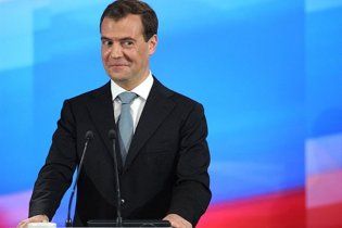 Мєдвєдєв назвав позицію України щодо газу утриманством