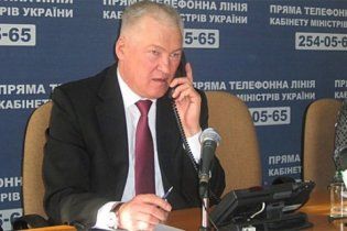 Азаров заговорил об увольнении министра здравоохранения