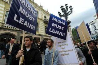 Оппозиция Грузии обещает протестовать до отставки Саакашвили