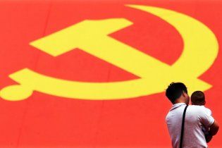 Львов отказался снять запрет на советскую символику