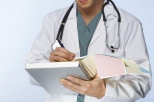 Сейм Латвії не дозволив пацієнтам спілкуватися з медиками російською