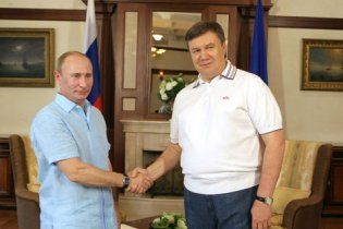Янукович провів з Путіним неформальну зустріч