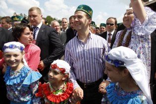 У Росії батьки назвали доньку Медмія на честь Дмитра Мєдвєдєва