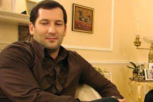 Зять Мороза битой сломал ногу стороннику Тимошенко