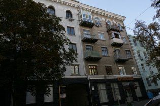 Ющенко сдает квартиру за 1000 долларов в сутки