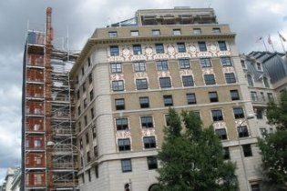 П'яна американка розбилася на смерть напроти Білого дому