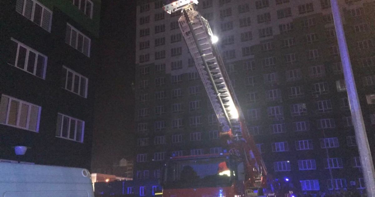 В Одесі у двадцятиповерховому будинку спалахнула пожежа