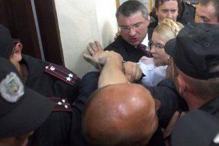 После драки в Печерском райсуде госпитализированы двое милиционеров