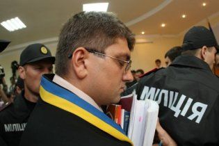 На суді у справі Тимошенко заснув секретар