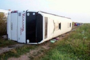 У Румунії перекинувся автобус з українцями та росіянами: 21 постраждалий