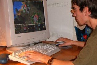 Вітчим розтрощив голову 2-річному пасинку, бо той заважав грати в комп’ютерну гру