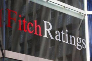 Агентство Fitch підвищило прогноз рейтингу України