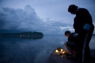 В Норвегии создадут независимую комиссию по расследованию двойного теракта