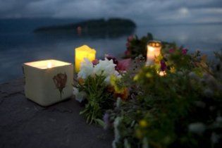 Число погибших в двойном теракте в Норвегии выросло до 77 человек