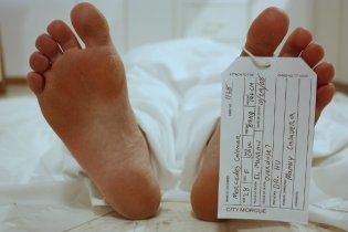 Чоловік ожив на операційному столі, коли його збиралися різати на органи