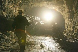 По факту взрыва на шахте на Луганщине возбуждено дело