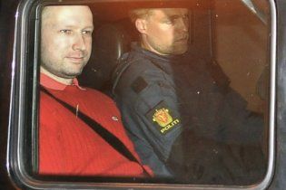 Терорист Брейвік публічно розповість, чому він убив 77 людей