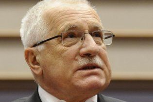 Президент Чехії попросив Януковича довести, що у справі Тимошенко немає політики