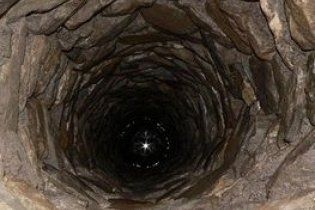 На Днепропетровщине трое человек утонули в колодце