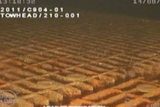 Северное море заливает нефть, вытекающая из платформы Shell