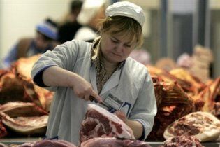 Білоруси займають чергу за м'ясом о третій годині ночі