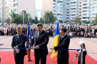 Янукович признался, что в школе списывал
